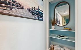 Oceanfront Beach House, Satellite Beach